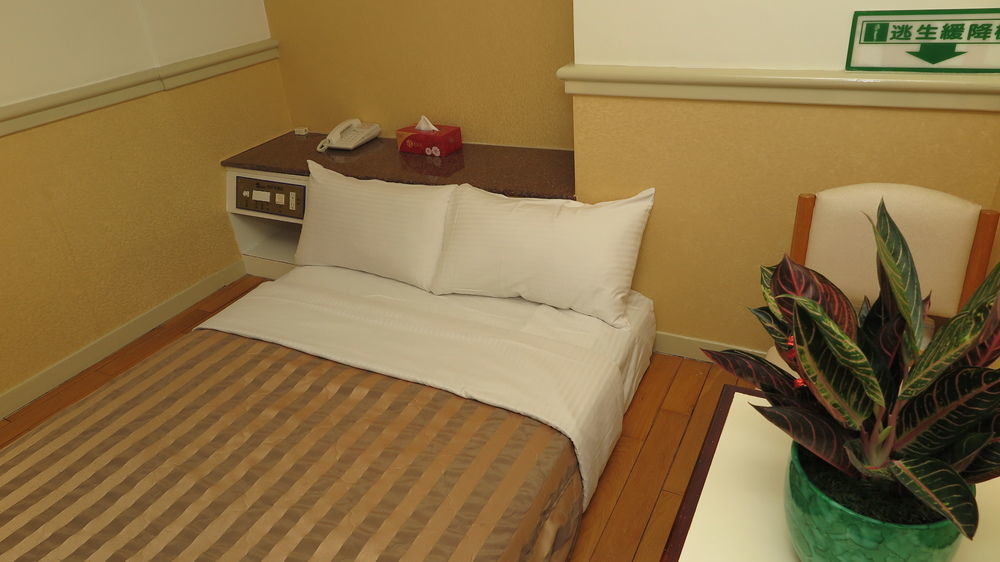 Good Hotel Fengyuan Extérieur photo