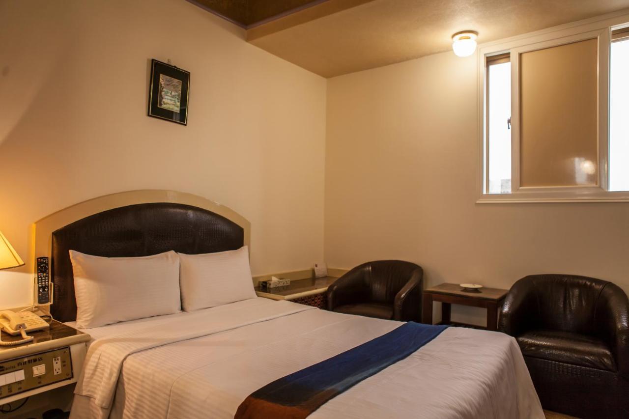 Good Hotel Fengyuan Extérieur photo